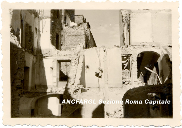 Roma, 13 agoato 1943. Via Ascoli Piceno
