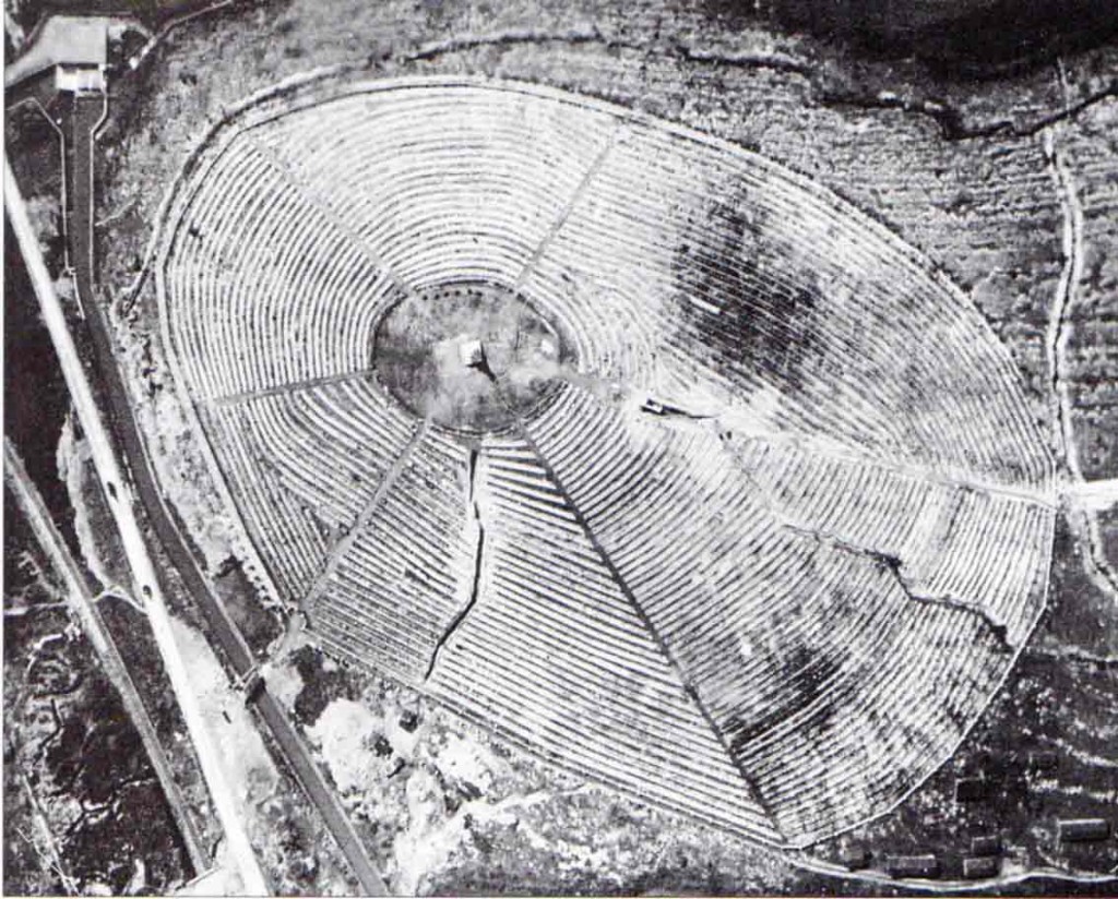 Veduta aerea del cimitero degli Invitti, 1923